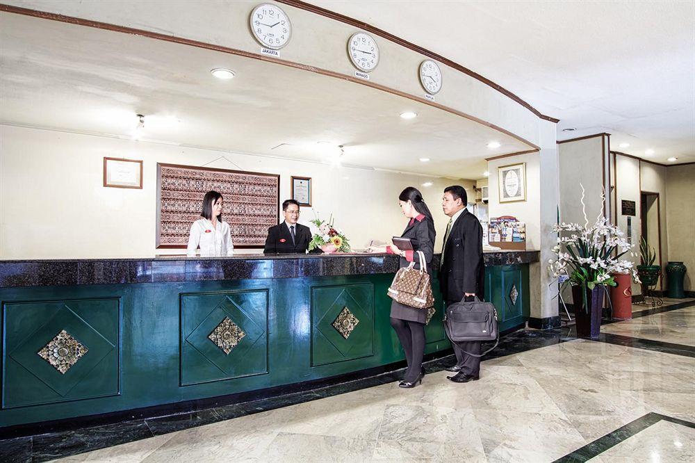Sahid Kawanua Hotel Manado Exterior photo